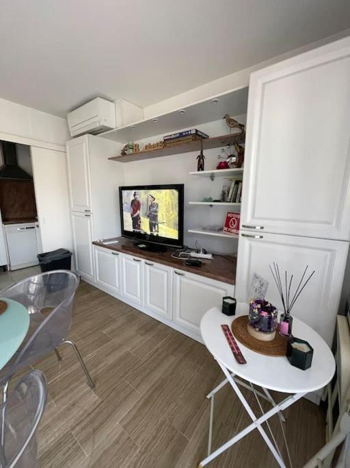 7Mn From The Center/ Pool/Parking Apartment Cannes Luaran gambar