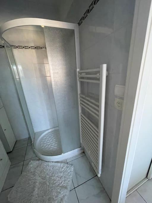 7Mn From The Center/ Pool/Parking Apartment Cannes Luaran gambar